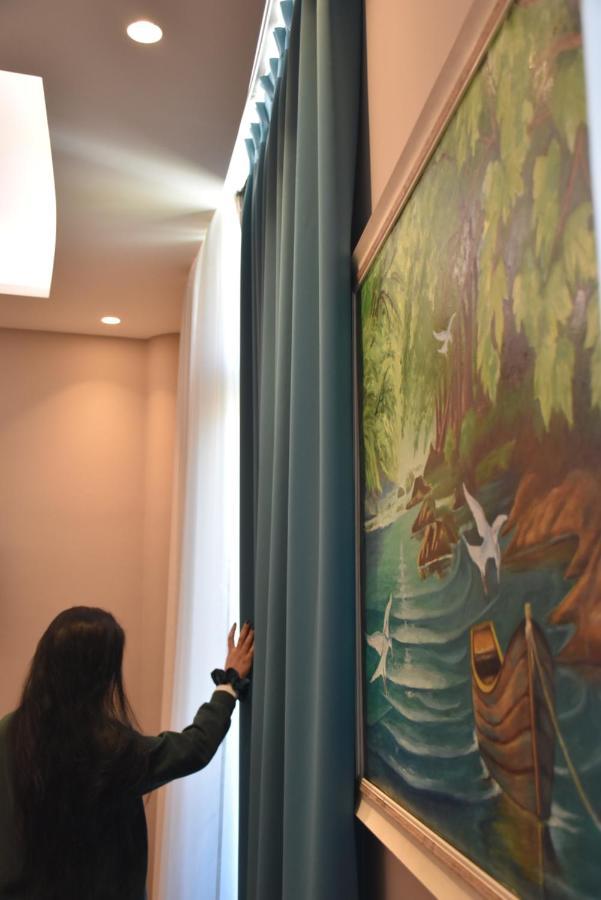 Coco Hotel Tiranë Luaran gambar